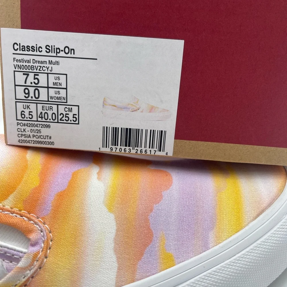 Vans WMNS Classic Slip-On
Festival Dream Multi Sneakers 
VN000BVZCYJ - Picture 16 of 16